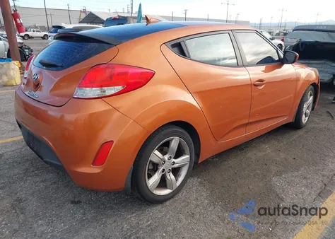 2012 Hyundai Veloster Base W/Black z USA, uszkodzony, nr VIN KMHTC6AD6CU065677